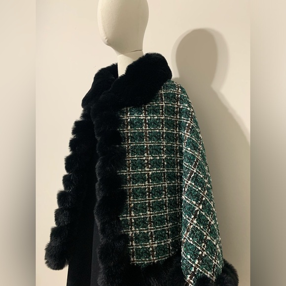 Green, Brown, and Creme Plaid Tweed Mix Color Fur Cape - Picture 9 of 15